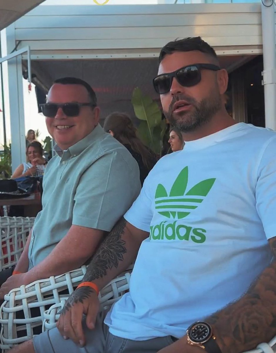 Happy birthday Deano have Brilliant day son 
Keep on smashing it 🍺🍷🍾