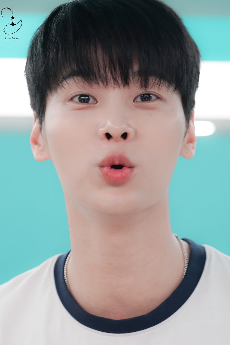 loveletter0524's tweet photo. 250630 욘글동글 구슬아이스크림 파티 엔 차학연

진짜 민준이같아......💚

#빅스 #VIXX #엔 #N #차학연

@CHA_NNNNN https://t.co/xWHtavdKFC