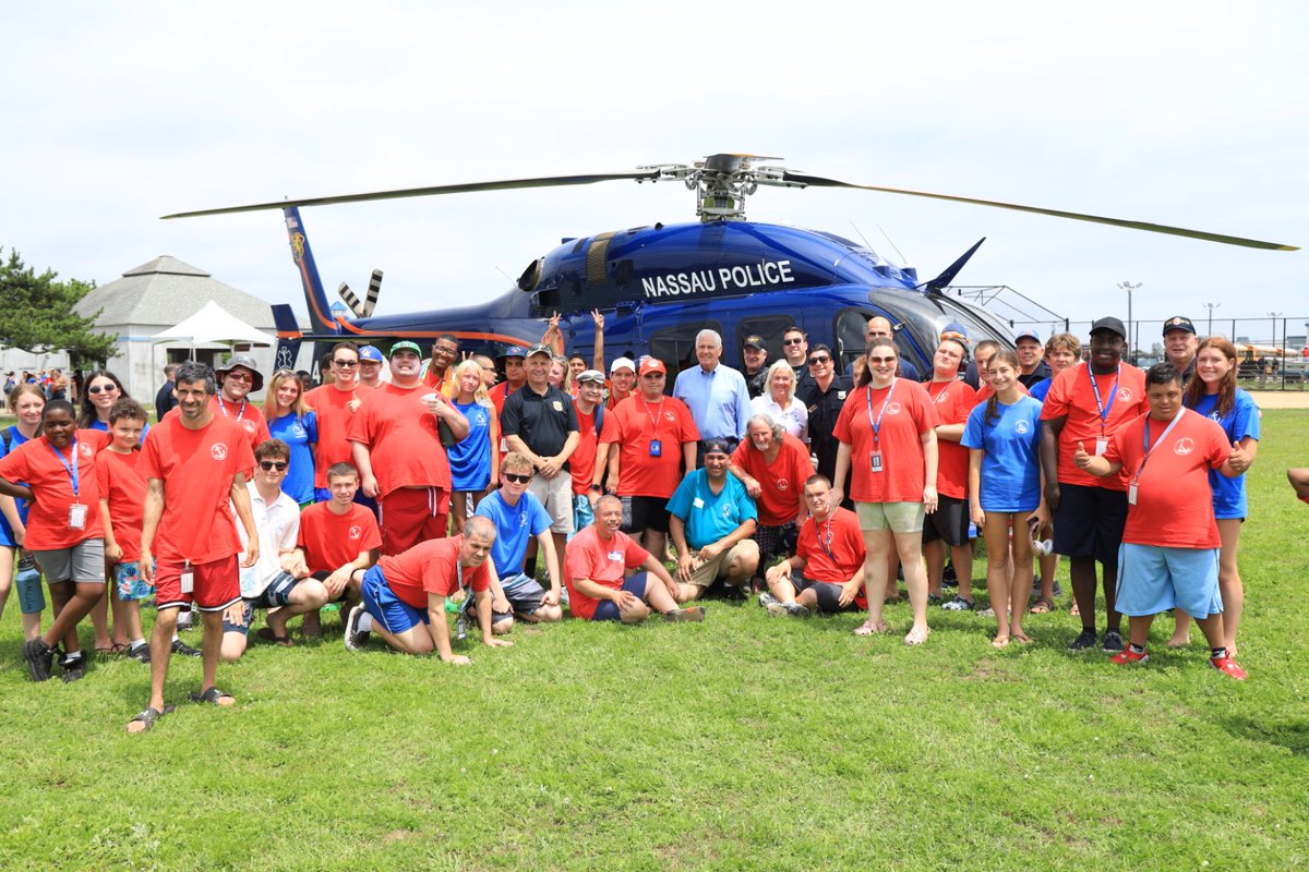 nassaucountypba's tweet image. Today, members of the PBA visited Camp Anchor for our Annual Picnic. Thank you to the @NassauCountyPD and @NassauExec Bruce Blakeman for joining us in making this a special day for the campers!