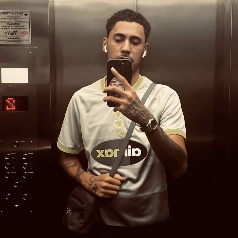 giomaloka's tweet photo. mas o GOAT segue intacto https://t.co/kGW9fDRCFC