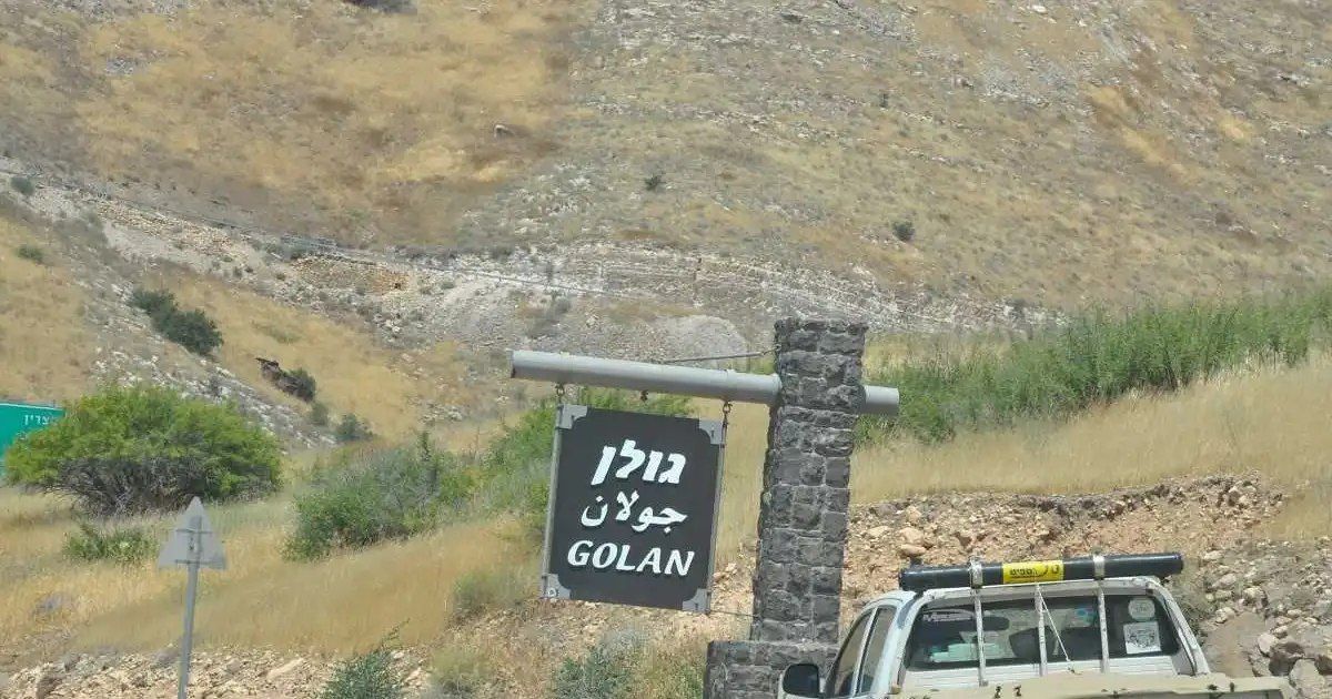 𝗚𝗼𝗹𝗮𝗻 𝗛𝗲𝗶𝗴𝗵𝘁𝘀 𝗗𝗶𝘀𝗽𝘂𝘁𝗲 𝗖𝗲𝗻𝘁𝗿𝗮𝗹 𝗶𝗻 𝗢𝗻𝗴𝗼𝗶𝗻𝗴 𝗜𝘀𝗿𝗮𝗲𝗹-𝗦𝘆𝗿𝗶𝗮 𝗧𝗮𝗹𝗸𝘀

A senior Israeli security source told Al-Monitor:

📌 The main obstacle between Israel and Syria is Syria’s demand that Israel return the Golan Heights, which Israel