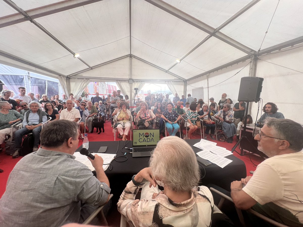 LCasoci's tweet photo. @AnibalGarzon @pascual_serrano 🌍 @Caninator en las Jornadas #Moncada2025: “Oriente Medio es el laboratorio del horror imperial. Palestina, Yemen, Irak… ¿cuántos más deben morir para sostener su hegemonía? El silencio cómplice de Europa es parte del crimen”. #SemanaNegra2025 https://t.co/7kDTQPqoGI
