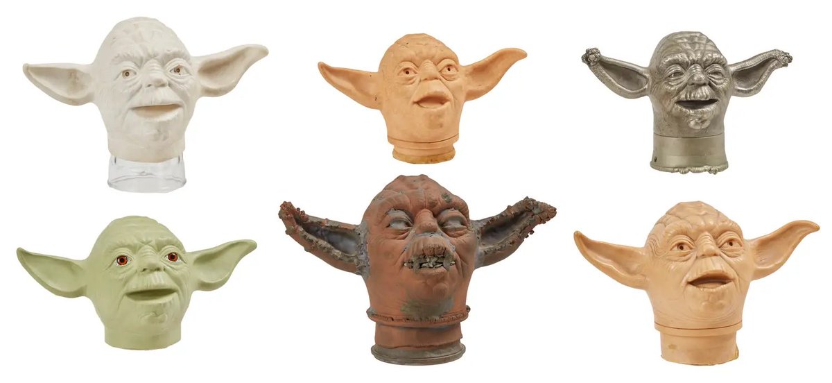 TheSagaMuseum's tweet image. The @JuliensAuctions Echoes from the Galaxy auction features over 190 Star Wars treasures from the founding collections of The Saga Museum. View all items, register and YES- you can start bidding NOW! juliensauctions.com/en/auctions/ec… #StarWars