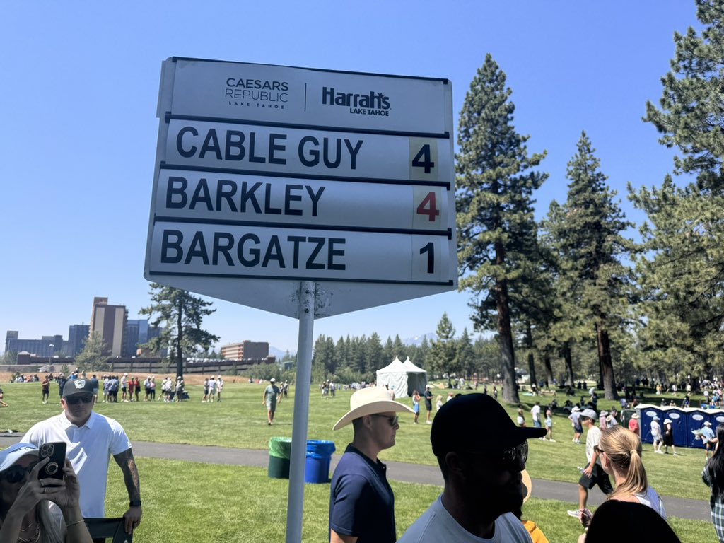 GitRDoneLarry's tweet image. Sir Charles in the RED at the @ACChampionship! So happy for him. There is a lot of golf left, but it’s a great feeling to be in the red! #accgolf