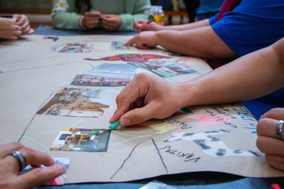 Instituto Nacional de Bellas Artes y Literatura (@bellasartesinba) on Twitter photo Este julio, participa en dos experiencias creativas en el <a href="/mbellasartes/">Museo del Palacio de Bellas Artes</a> que conectan arte, historia y expresión personal:
🖌️ Un mural vivo
Crea un mural colectivo a partir del diálogo, el collage y el dibujo, inspirándote en el mural Liberación de Jorge González Camarena.
📅 Este julio, participa en dos experiencias creativas en el <a href="/mbellasartes/">Museo del Palacio de Bellas Artes</a> que conectan arte, historia y expresión personal:
🖌️ Un mural vivo
Crea un mural colectivo a partir del diálogo, el collage y el dibujo, inspirándote en el mural Liberación de Jorge González Camarena.
📅