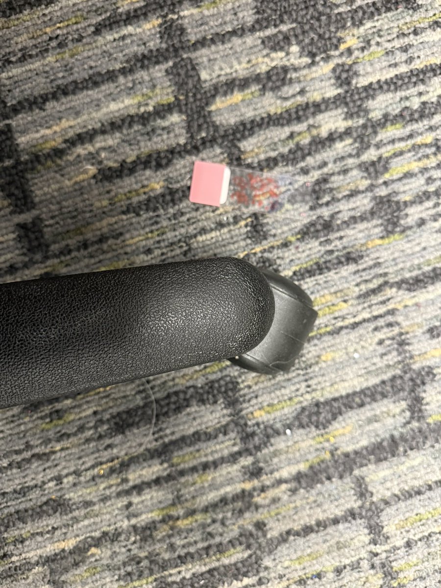 PathologyKate's tweet image. IDENTIFY SLIDE…. Then roll.