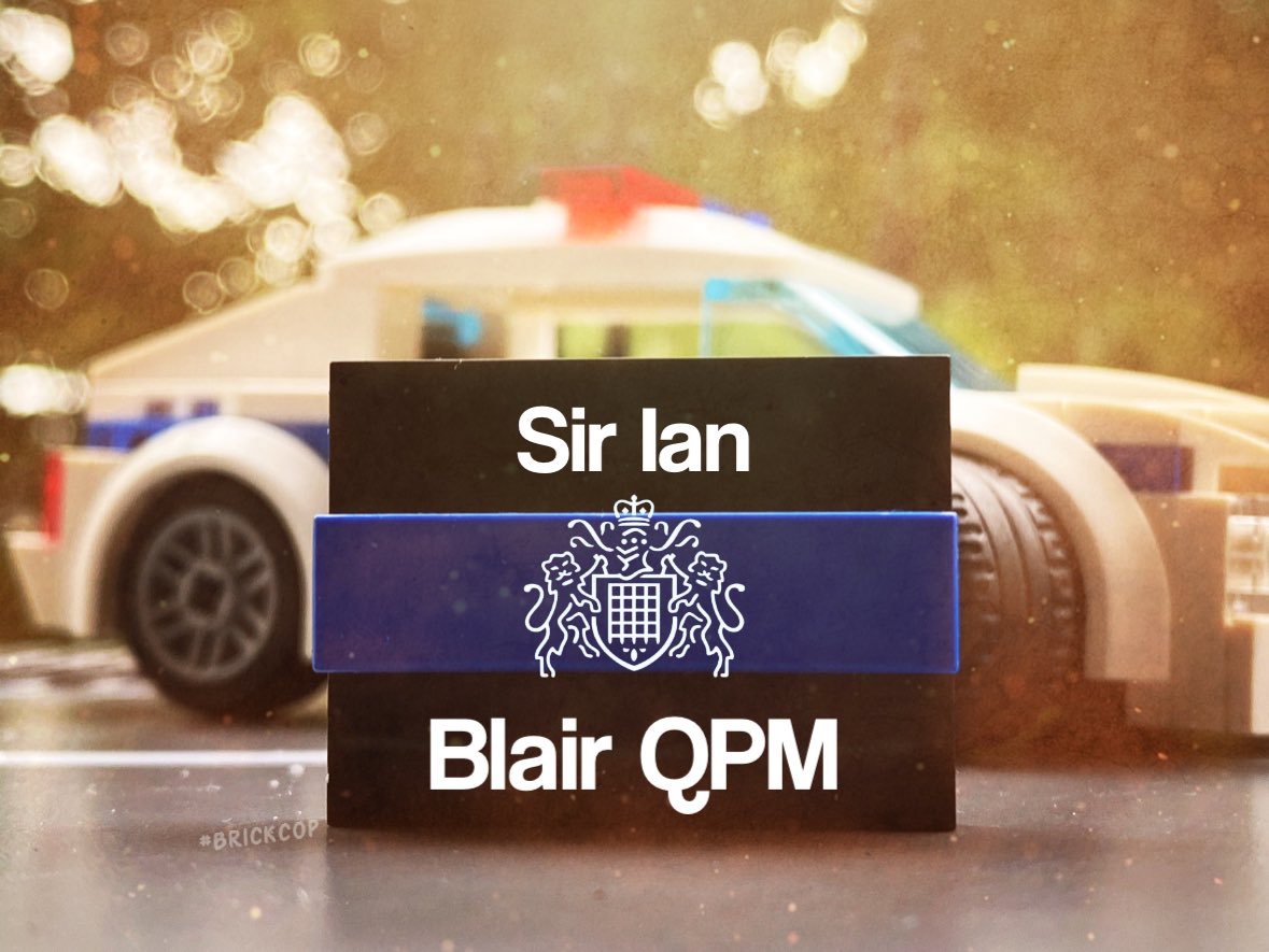 Brick_Cop's tweet image. Very sad news this evening that former Commissioner Sir Ian Blair QPM has passed away.
Dedicating your life to Policing is not something most of society would dream of, but Sir Ian did.
Thinking of his friends, family, loved ones & colleagues at this sad time.
#ThinBlueLine 🚨