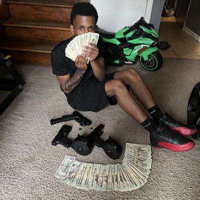 slimejmoe314's tweet photo. #NewProfilePic https://t.co/0JZ8gqY8IQ