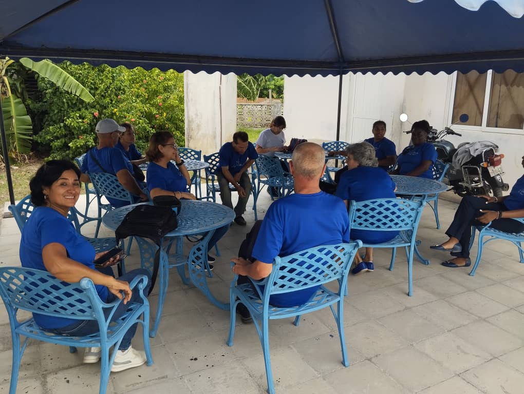 JClubVillaClara's tweet photo. 📢 En la tarde se visita Camajuani.
👉🏻La Directora Nacional y Directivos de la Provincia con los trabajadores conversan temas referente a los servicios y objetivos de trabajo. 

#JovenClubTeConecta #JovenClubVillaClara  #JovenClubXCuba https://t.co/M929OqtrWo