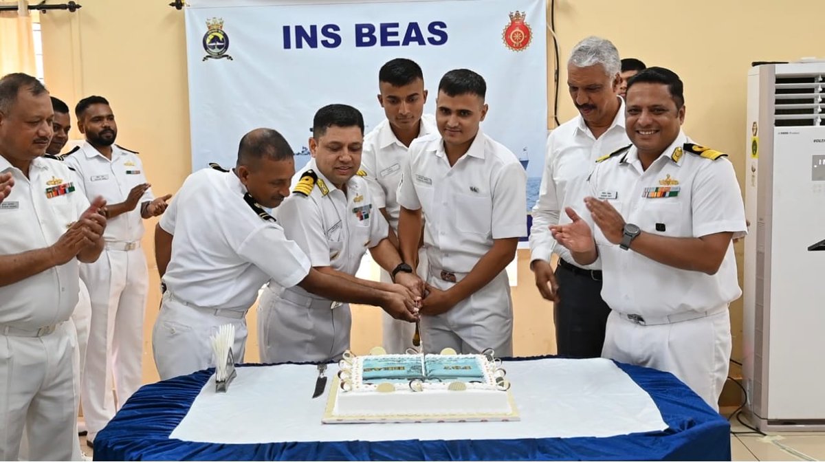 IN_WesternFleet's tweet image. "युद्धमेव: विजयम्"
Victory in every Battle.
Feisty. Fearless. Ferocious.
#INSBeas marks 20 glorious years of service to the nation as part of #SwordArm.
Ship marked the occasion with the traditional cake cutting ceremony, #BloodDonation and #TreePlantation drive…
