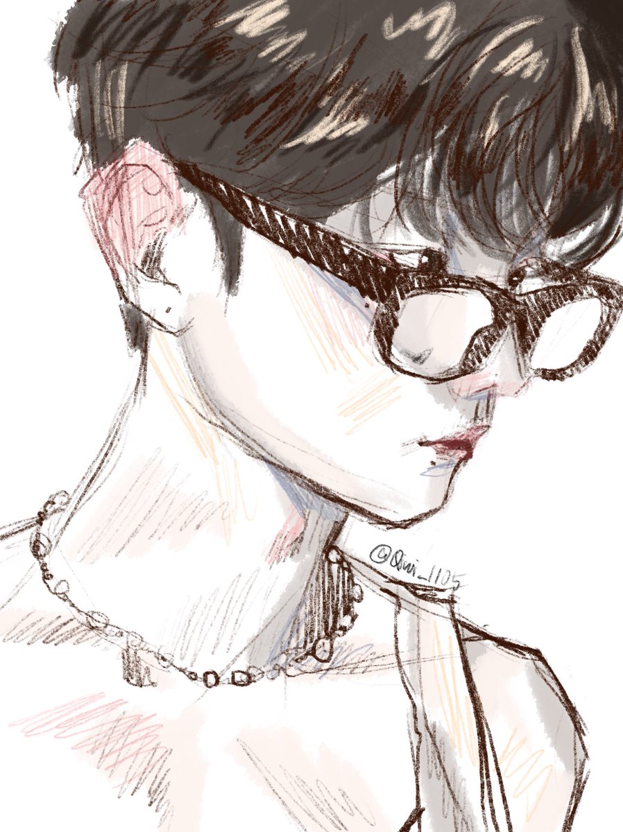 오랜만에 가져온게 낙서🥲

#큐 #지창민 #Q