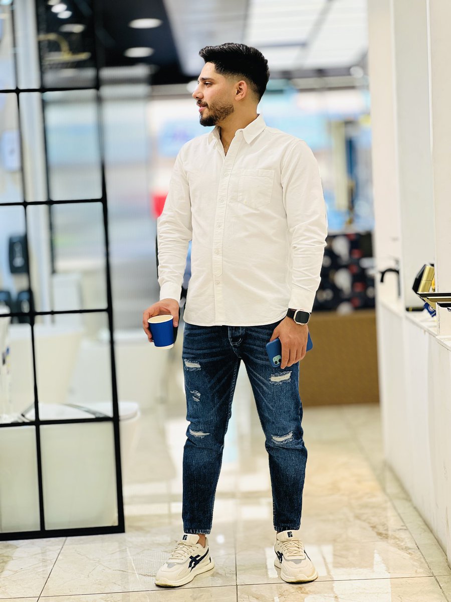 إنَّه الله ﷻ ما  يُؤَخِّرُ  إلا ليُعَوِّض🤍 .