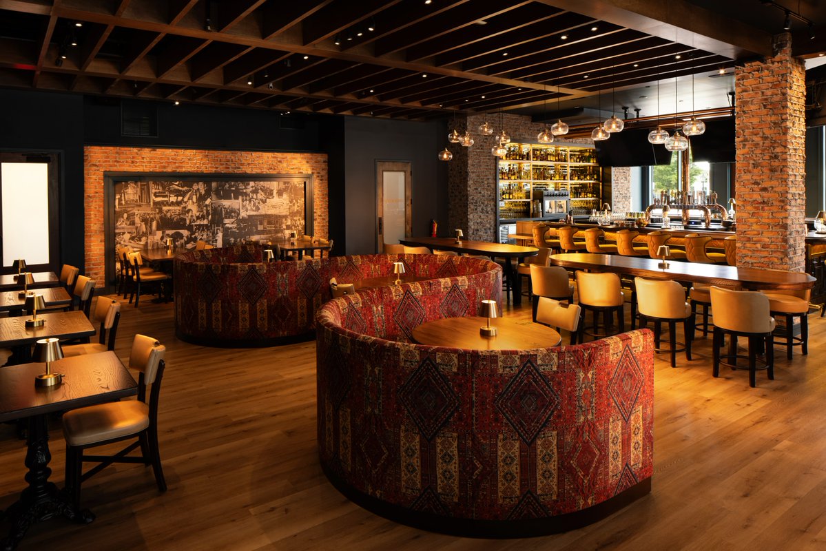 tafferstavern's tweet image. Unbeatable ambiance. Bring the party to Taffer’s Tavern, where your next event becomes legendary. ✔️