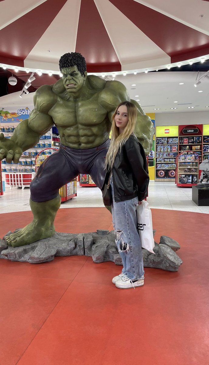 xia z hulkiem grrrrr