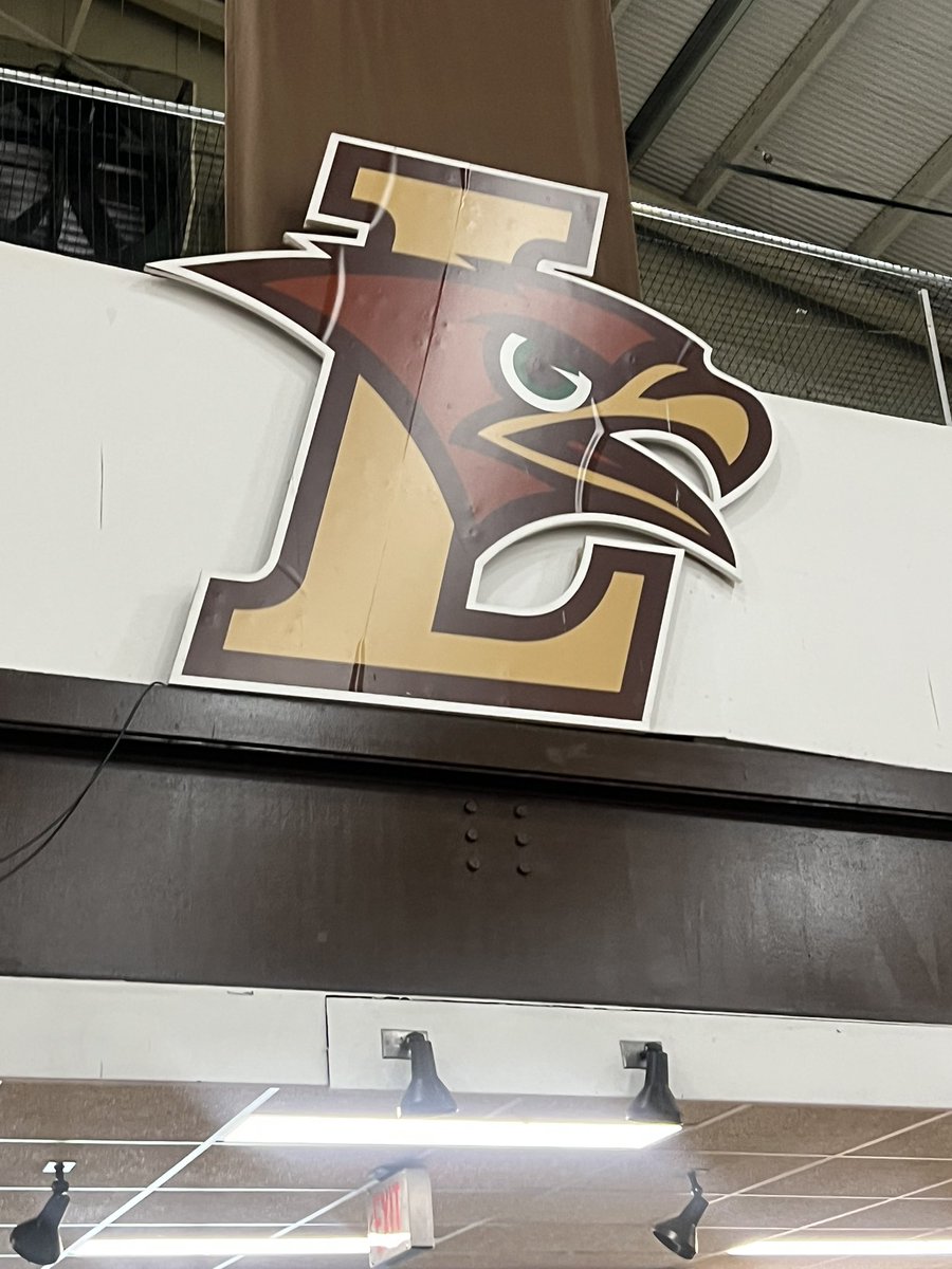 Big thank you to Coach Brooke for having me on campus and showing me everything Lehigh has to offer! Grateful for the time and opportunity🙌🏾#notcommitted
