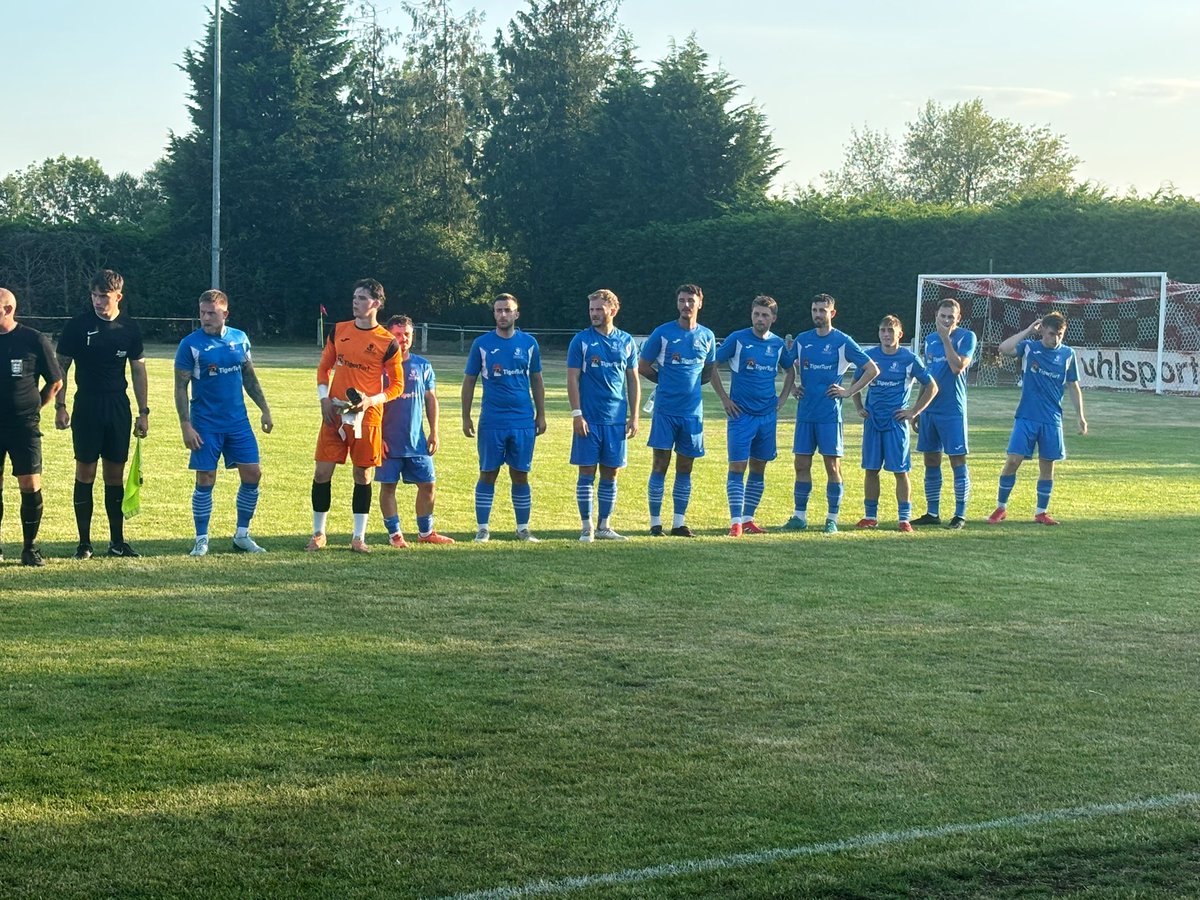 Game underway - Ciren in all blue