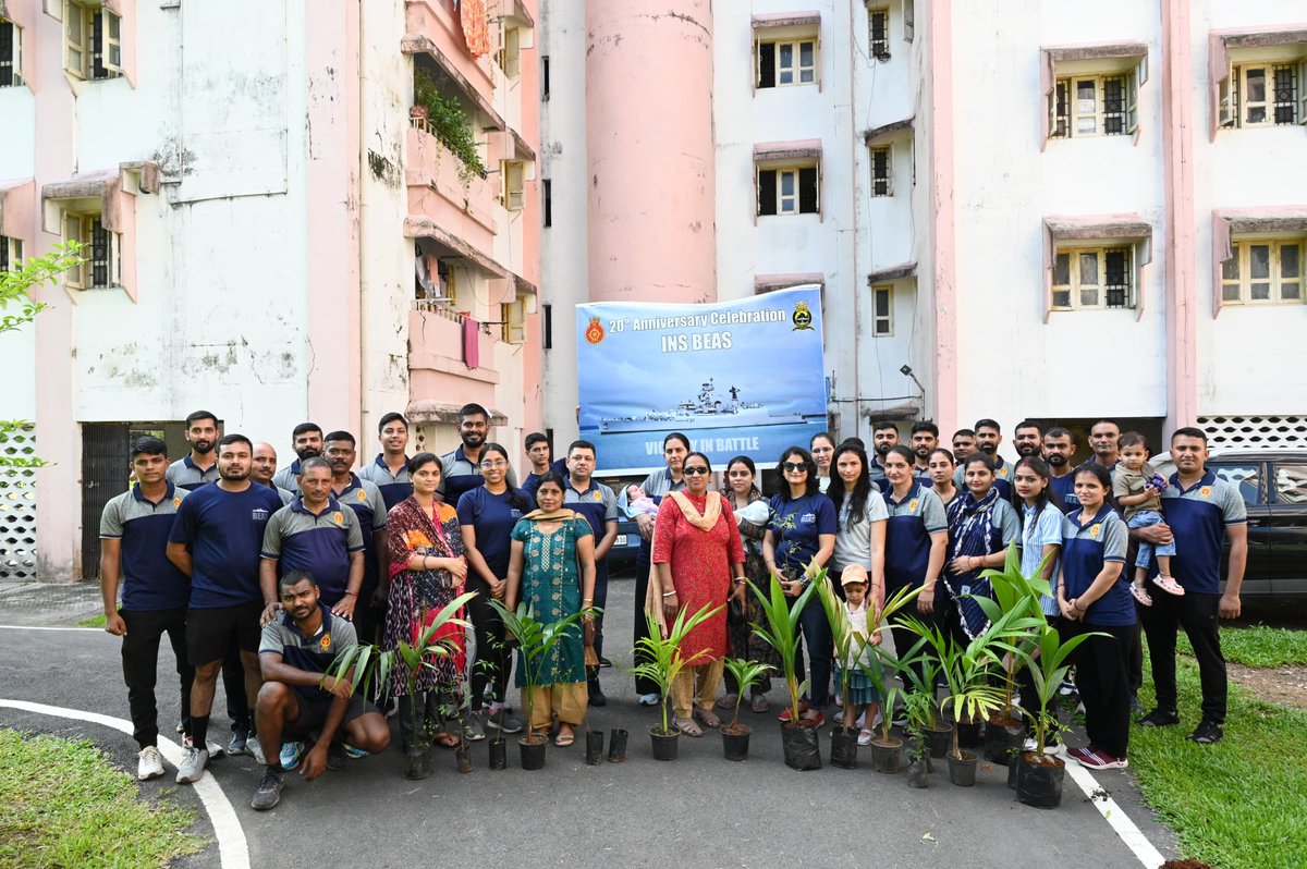 IN_WesternFleet's tweet image. "युद्धमेव: विजयम्"
Victory in every Battle.
Feisty. Fearless. Ferocious.
#INSBeas marks 20 glorious years of service to the nation as part of #SwordArm.
Ship marked the occasion with the traditional cake cutting ceremony, #BloodDonation and #TreePlantation drive…