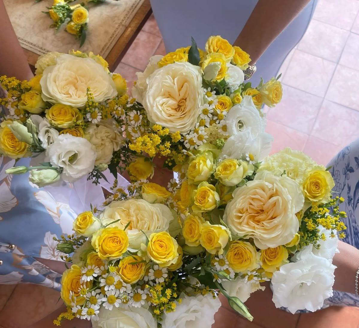 daylightales's tweet photo. @nateturnal ㅤ

you send me yellow flowers when the sky is gray. now, the flowers are blooming and coming to us. (via the cutest flower puppy!)

    ㅤ https://t.co/Ma1IVwPRbM