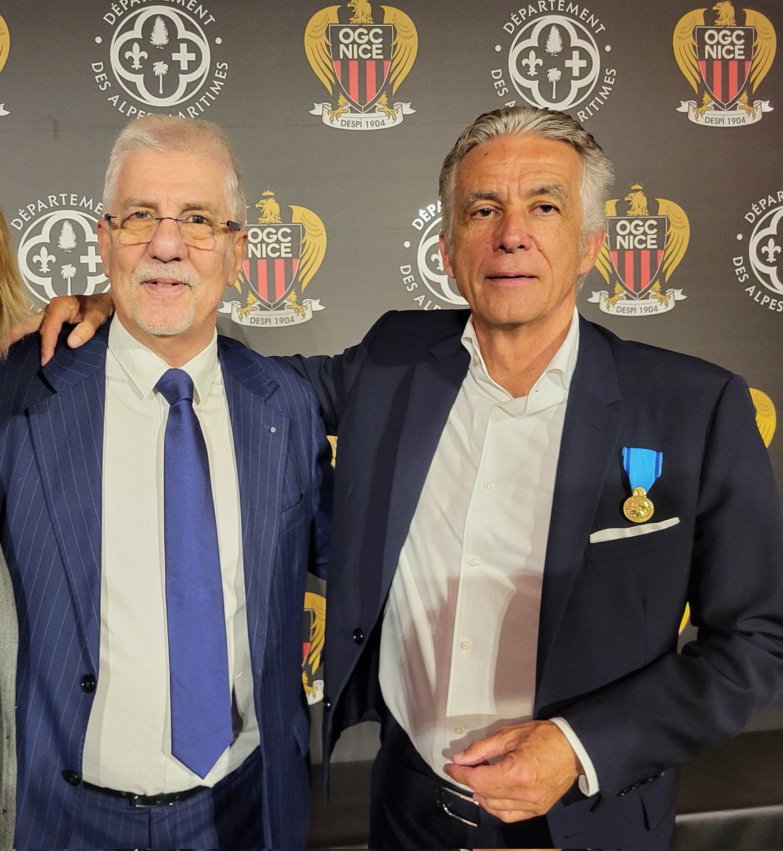 Merci à Jean-Pierre Rivère pour ses 13 ans et demi passés à la tête de l' #OGCNice .Honneur à lui pour avoir réussi à faire de ce club un grand club respecté.Bienvenu &amp; bonne continuation à Fabrice Bocquet,le nouveau président directeur général de L'OGCN. #IssaNissa #sports #Nice