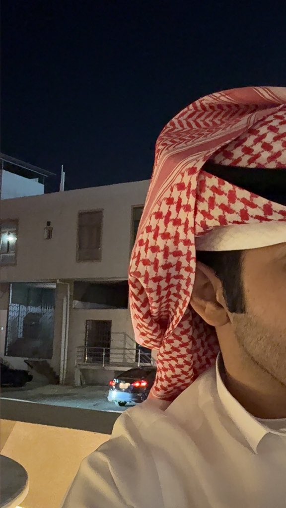إن عشت يارسي كسيتك عمامه 
و أن مت ياراسي فدتك العمايم .
