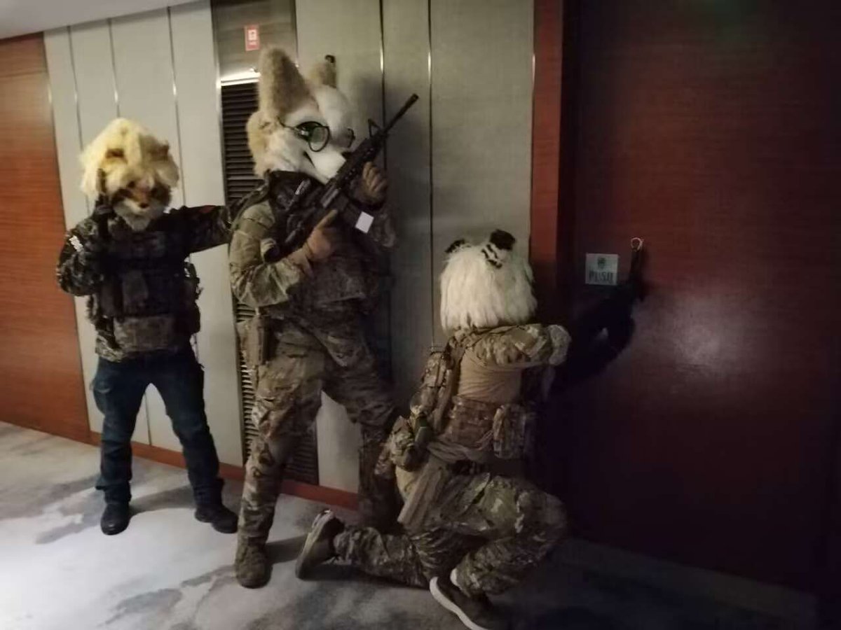 "100% Blast Through – Your Ultimate Choice for Door Breaching!"

📷
<a href="/LYKOS_42/">LLLLLykos</a> 

#furry #fursuit #FursuitFriday
