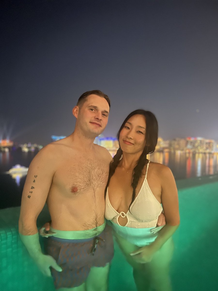LFCJames1892's tweet photo. Darkling Dubai 🇦🇪🌃 #Jumeirah #ThePalm https://t.co/1zXcGfpqPI