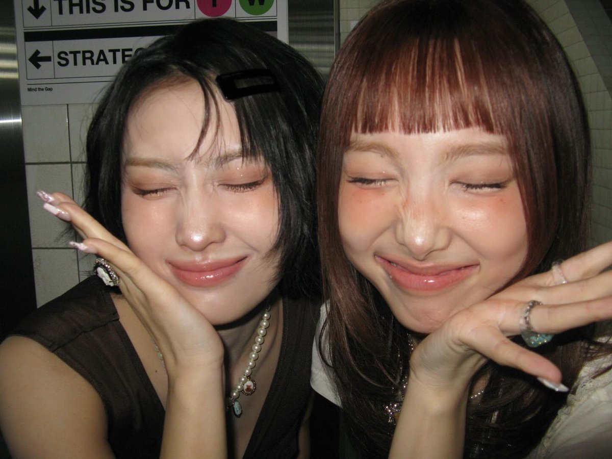 momo pics (@sourcemomo) on Twitter photo 