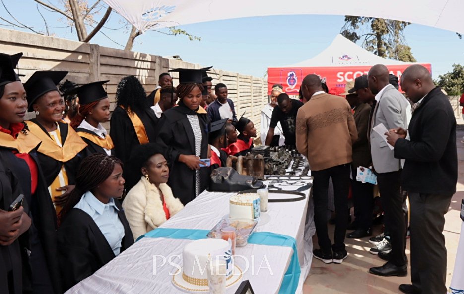 Sakupwanya Pedzai ZANU PF MP For Mabvuku Tafara Co tweet media