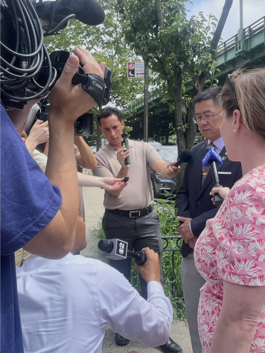 SenSteveChan's tweet image. Here I am again in Sunset Park, 3 days after a fatal hit-and-run in Sheepshead Bay.
52 street. 2 pedestrians mowed down in yet another fatal hit and run.
I hope this is a wakeup call for other representatives to finally ban off-road vehicles on our roads.