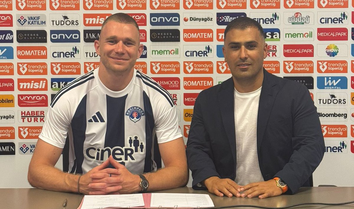 ✅ RESMİ!

📝 Attila Szalai Kasımpaşa'da!