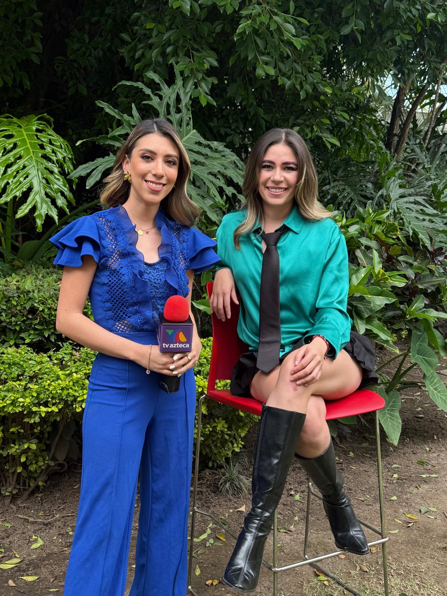 AztecaMorelos's tweet image. #Espectáculos l 🎤✨ Hoy en los espectáculos en #HechosMeridianoMorelos y #adn40EnMorelos  Pau Barrera (@BarreraPaulina) estuvo con la cantante guerrerense Kate Botello (@KateBotello_) en una interesante entrevista donde nos cuenta un poco sobre su música y una que otra anécdota…