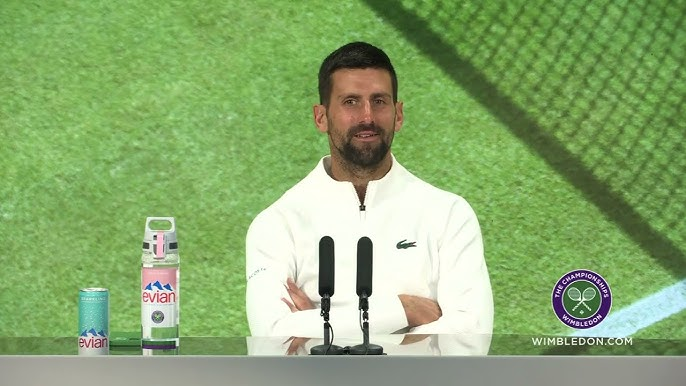 jmgmoron's tweet photo. Djokovic confirma en rueda de prensa su realidad actual en los Slams

🗣️ "No quiero entrar en detalles sobre mi lesión. Simplemente, no pude estar a mi mejor nivel. No pude moverme de la manera en la que me hubiera gustado. Es cosa de la edad. Del desgaste del tiempo. Aunque me cuide al máximo, la realidad me ha golpeado en el último año y medio como nunca antes.

Es difícil de aceptar para mí porque, cuando estoy bien, puedo jugar un buen tenis, pero los Slams me cuestan ya a nivel físico. Cuanto más lejos llego, en peores condiciones lo hago. Mi sensación es que llego a estas rondas, ante Alcaraz o Sinner, con el tanque de gasolina por la mitad. Así, no es posible ganar"