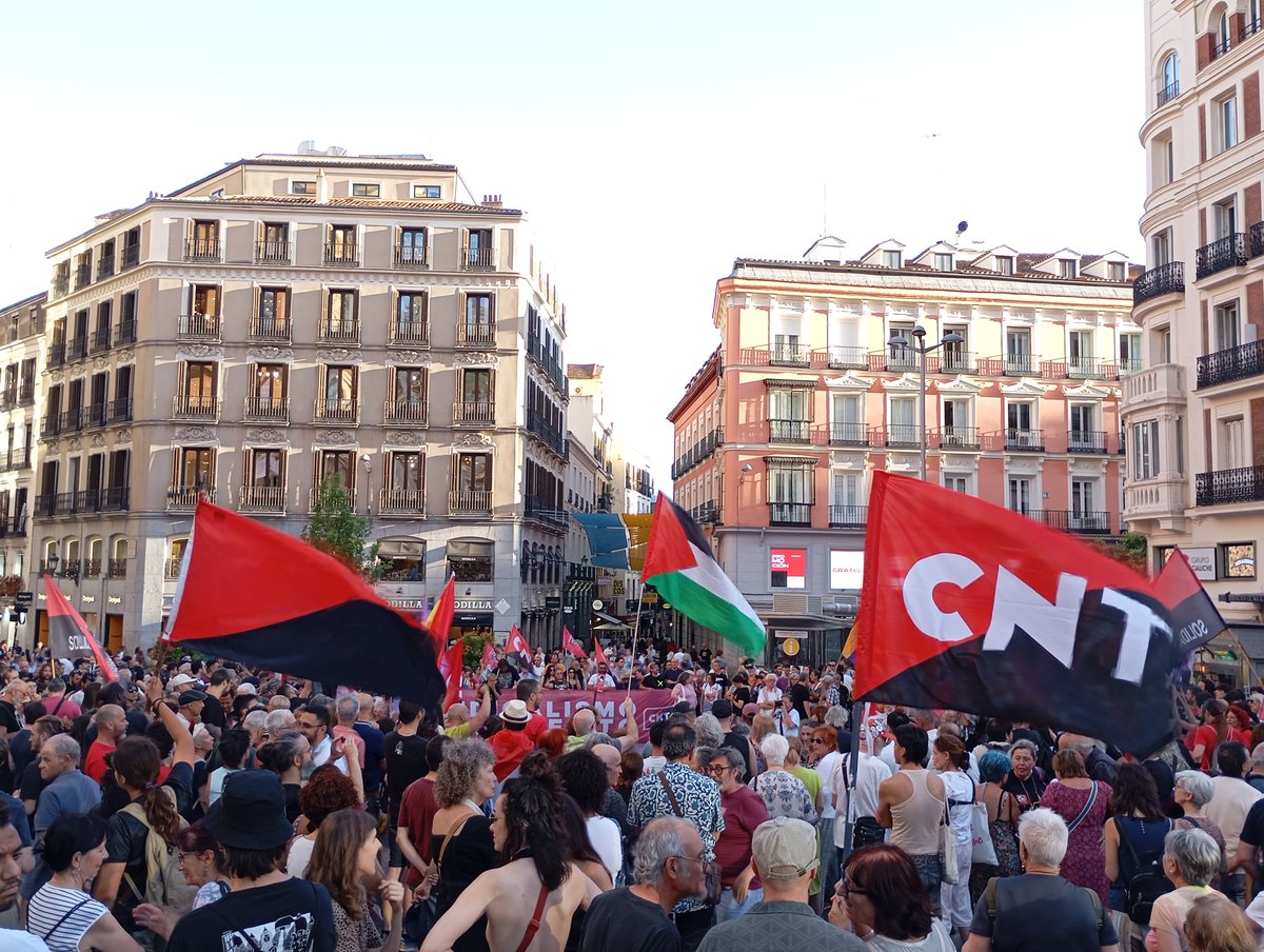 CGTucm's tweet image. No estáis solas, Madrid con las @6delaSuiza @xixonCNT
Si hacer sindicalismo es delito, no vamos a caber en las cárceles, Lino Rubio!