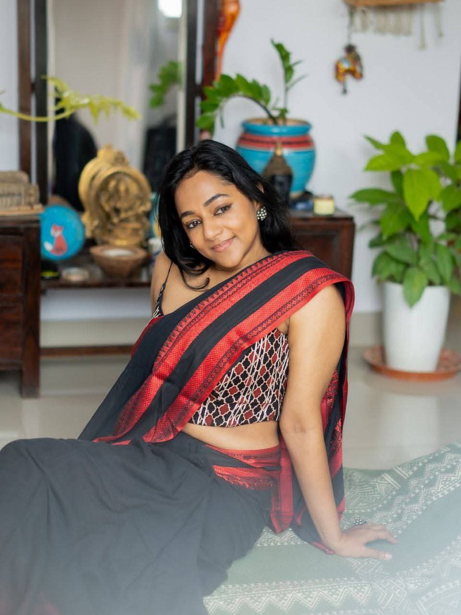 PunyaSukumar's tweet photo. #IndianPhotoshoot #IndianActress #Santhy https://t.co/Loi29Xo1u6