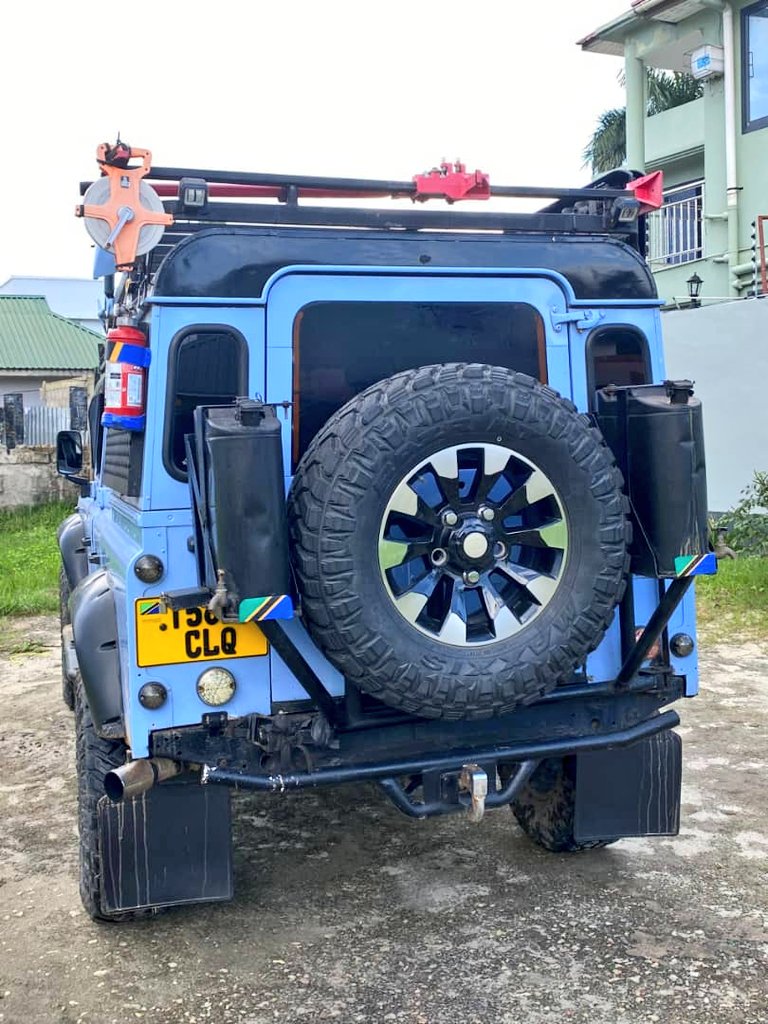 Eng_Matarra's tweet photo. LANDR0VER 🔥🔥
REG" #CLQ
◾️TD300
◾️FULL AC 🌧
◾️ANDROID TV 🖥
◾️FULL MUSIC 🎶
◾️SPORT RIMS
◾️FIVE NEW TYRES
◾️FULL DOCUMENTS ✅️
BEI - 46.5M
IPO DAR
CALL - 0719542184 https://t.co/zQ6Lap2acs