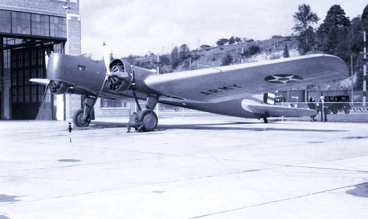 sentandoapua's tweet photo. Bombardeiro norte-americano Boeing B-9
#aviação #militar #historia #bombardeiro #EUA #B09 https://t.co/894mIdHft5