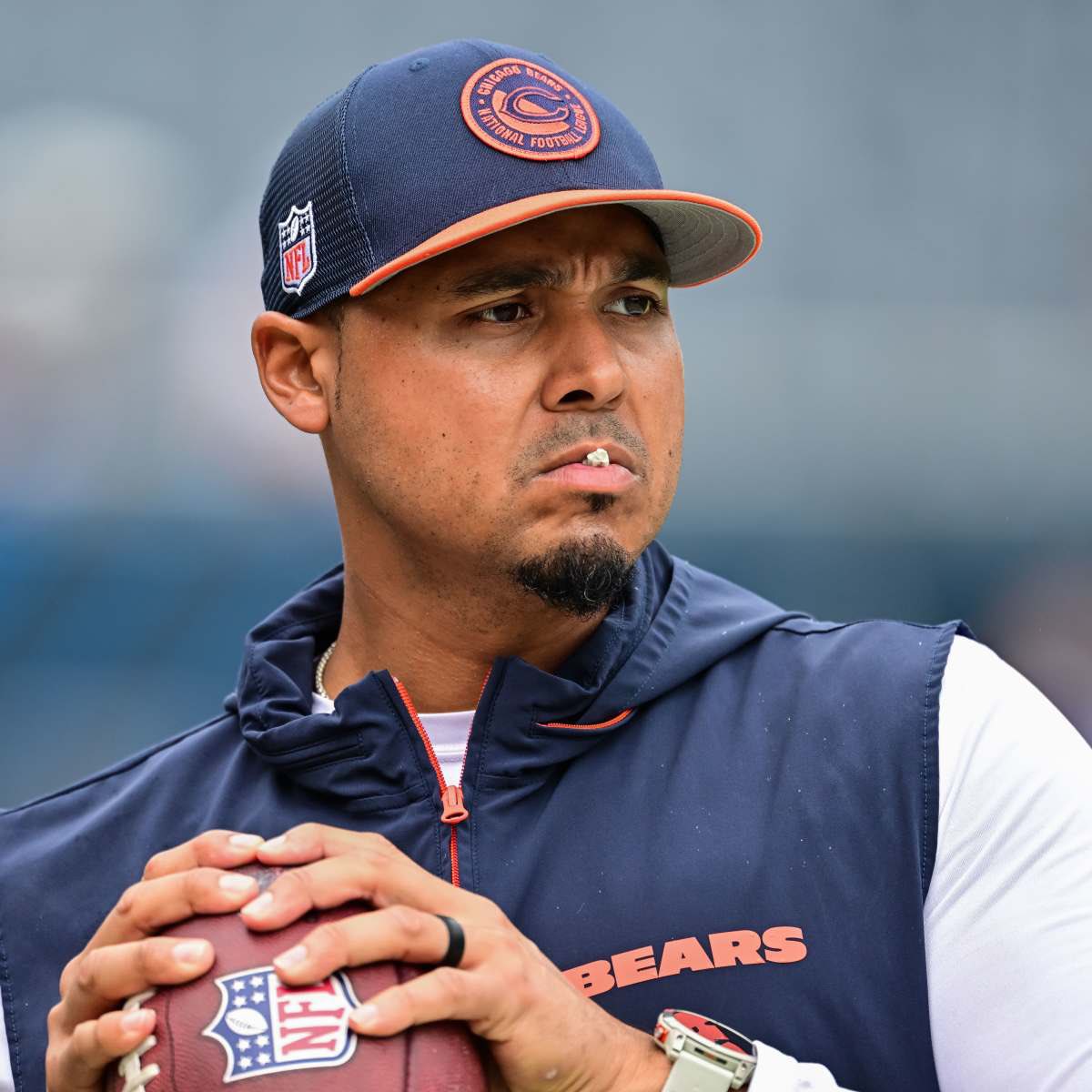 MLFootball's tweet image. 🚨INSANE🚨

The #Bears gave general manager Ryan Poles a 5-year contract extension, despite him statistically being one of the worst GMs in #NFL history

• Poles has a .275 winning percentage
• Zero playoff appearances
• Zero division titles
• 15 &amp;amp; 36 record
• 2x last place