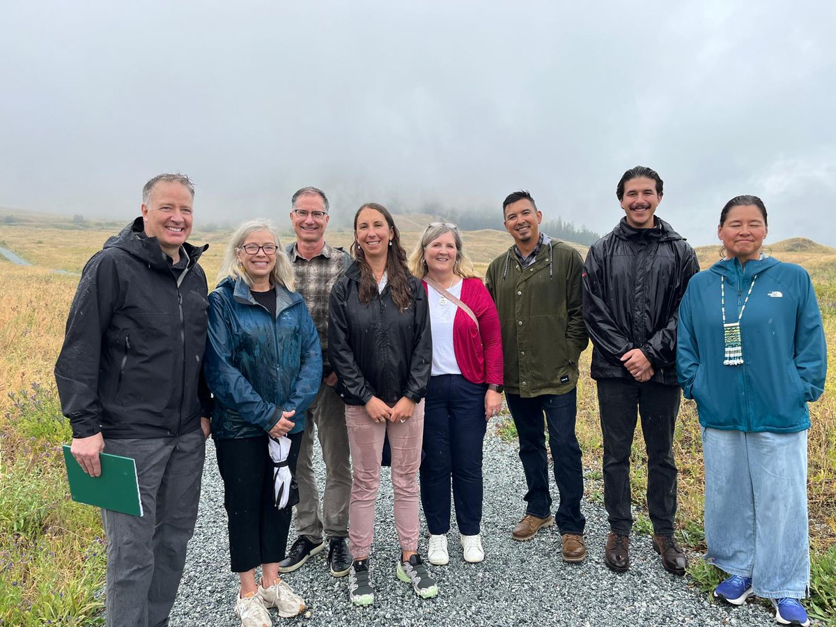 ParcsCanada's tweet photo. Plus tôt cette semaine, le #GduC et la Province de la Colombie-Britannique ont annoncé un financement de plus de 8 M$ pour soutenir un projet de corridor écologique dans la province. #ConnectivitéÉcologique

Pour plus de détails : https://t.co/oA5kBTMmMD https://t.co/7ofA9vR96w