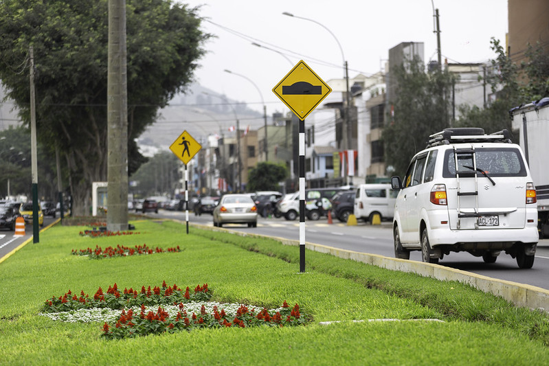 😉 ¡𝐋𝐚 𝐀𝐯. 𝐋𝐚 𝐅𝐨𝐧𝐭𝐚𝐧𝐚 𝐲𝐚 𝐥𝐮𝐜𝐞 𝐥𝐢𝐬𝐭𝐚 𝐩𝐚𝐫𝐚 “𝐋𝐚 𝐌𝐨𝐥𝐢𝐧𝐚 𝐞𝐬 𝐏𝐞𝐫𝐮𝐚𝐧𝐢𝐝𝐚𝐝”! 🇵🇪✨

Jardinería, pintado, limpieza y más para que el Desfile y Pasacalle 2025 se vivan con todo el corazón este 12 y 13 de julio. 💃🎉

#LaMolinaSeRenueva