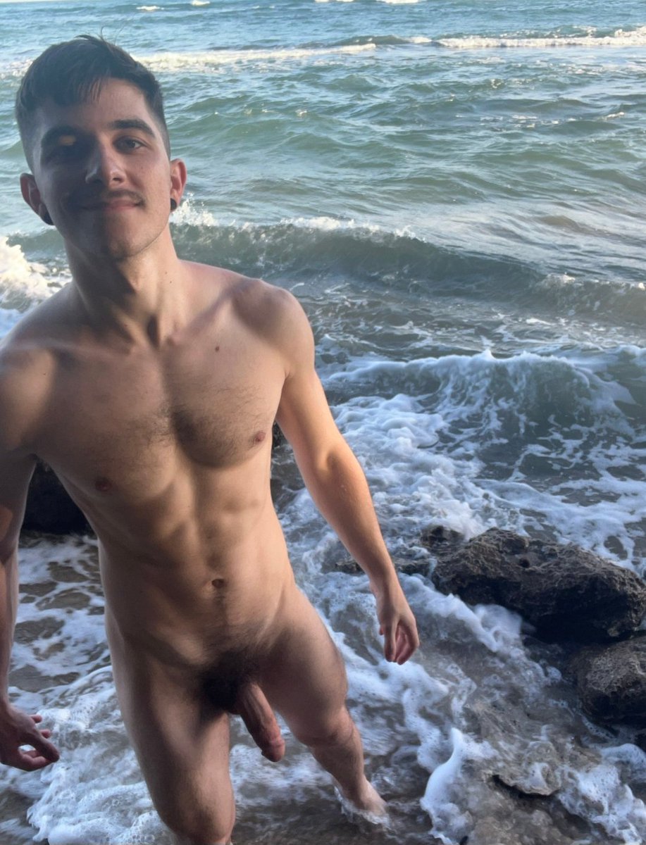 FreedomNude's tweet photo. Harrison you welcome to be the new brand ambassador for Freedom Beach anytime 🌞🌞🌞❤️

It was an honor to have met you ❤️
Give Harrison a follow on @harris_sinn

#nuderevolution #livenaked #nudebeach #nudist #naked #gaypride #freedombeach 
#nudepride #skinnydipping #swimnaked https://t.co/AWA9wVselB