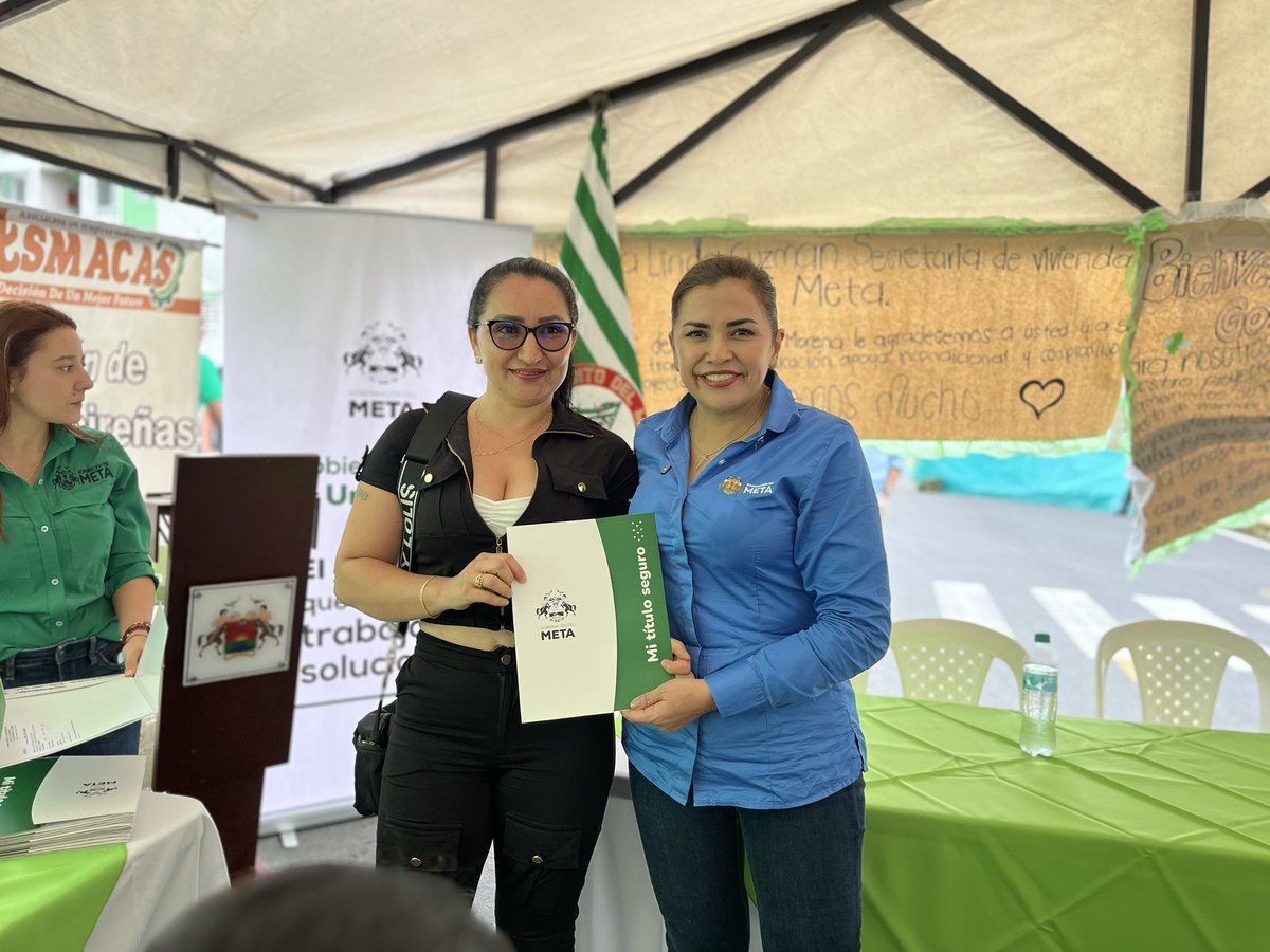 VozLlaneros's tweet photo. En gobierno presente de Acacias, se siente la alegría de tener un hogar, 119 títulos de vivienda fueron entregados en Villa Marcela 2 - La Morena, en el municipio. 
¡Un sueño hecho realidad para las familias Acacireñas! https://t.co/yTvqvku1cC