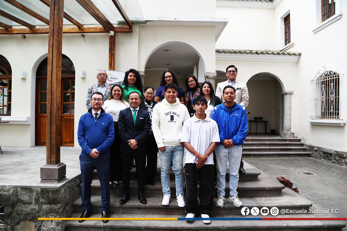 Escuela Judicial EC (@escuelacjec) on Twitter photo 📚¡Gran acogida del taller “Cómo escribir artículos científicos en el ámbito jurídico”!
+700 participantes: jueces, abogados, estudiantes, peritos y más.
✍️ Dos días de teoría y práctica para fortalecer la redacción académica.
<a href="/CJudicaturaEc/">Consejo de la Judicatura</a>
#Justicia #Investigación 📚¡Gran acogida del taller “Cómo escribir artículos científicos en el ámbito jurídico”!
+700 participantes: jueces, abogados, estudiantes, peritos y más.
✍️ Dos días de teoría y práctica para fortalecer la redacción académica.
<a href="/CJudicaturaEc/">Consejo de la Judicatura</a>
#Justicia #Investigación