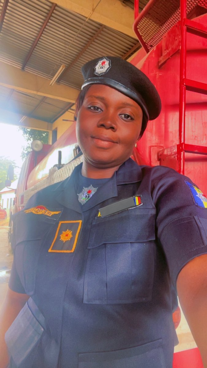 Knoryeezeh's tweet image. After 6 months of rigorous paramilitary training… I am now a fireman 👨🚒
God bless the Federal Republic of Nigeria, God bless Federal Fire service. ☺️🙏🏽