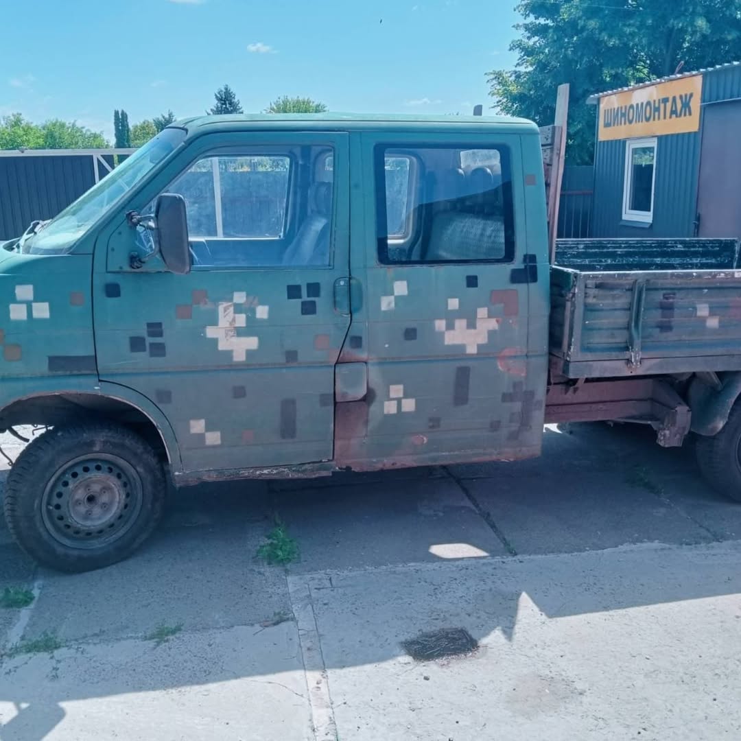 ⚡ РТ збір для 3-ї стрілецької роти, 117 ОВМБ⚡

Допомагаю подрузі, її чоловік у цій бригаді.

За донат від 33 гривень на цей збір можна виграти цього красеня. Скріни залишайте під твітом, щоб отримати свій номерок. 
Вся інформація нижче