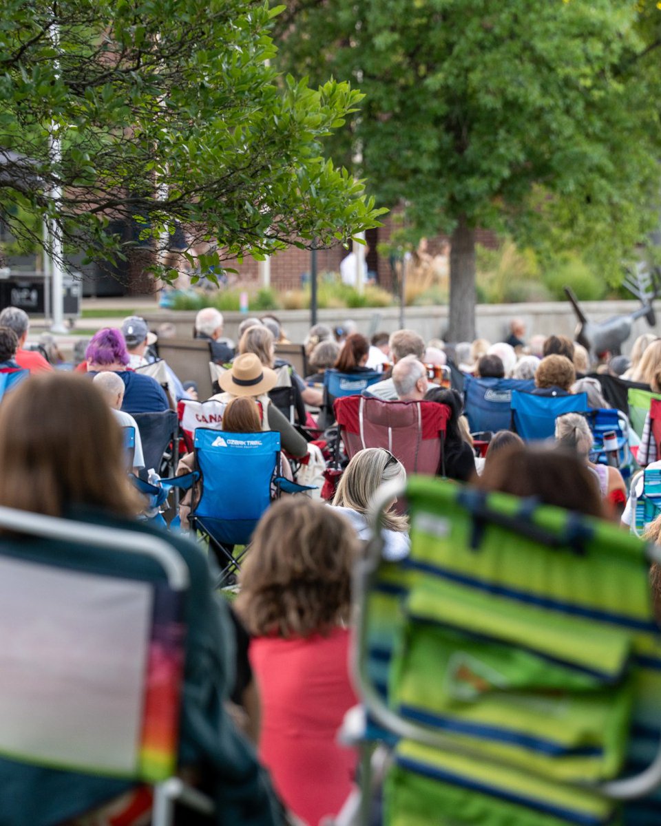 ubcokanagan's tweet image. It was a spectacular evening as we welcomed the community to campus for Opera Under the Stars, hosted by Opera Kelowna!
Thank you to the Faculty of Creative and Critical Studies and Pushor Mitchell LLP for co-presenting a memorable evening in the courtyard.