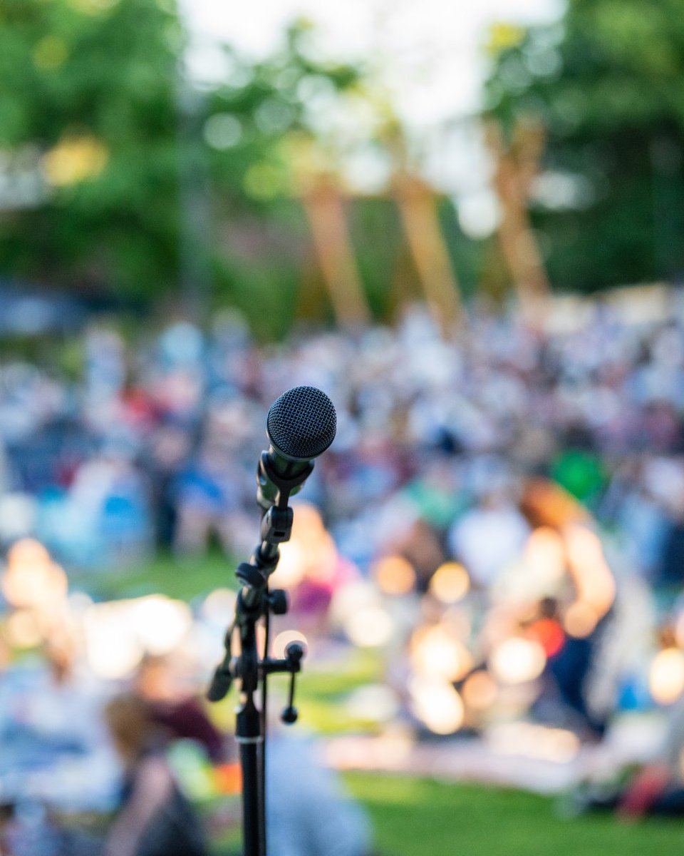 ubcokanagan's tweet image. It was a spectacular evening as we welcomed the community to campus for Opera Under the Stars, hosted by Opera Kelowna!
Thank you to the Faculty of Creative and Critical Studies and Pushor Mitchell LLP for co-presenting a memorable evening in the courtyard.