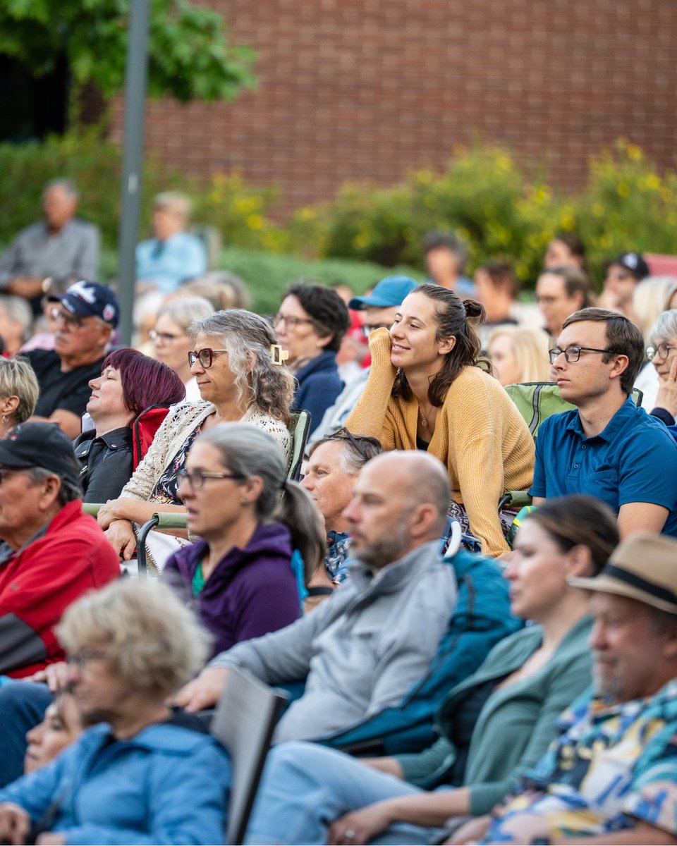 ubcokanagan's tweet image. It was a spectacular evening as we welcomed the community to campus for Opera Under the Stars, hosted by Opera Kelowna!
Thank you to the Faculty of Creative and Critical Studies and Pushor Mitchell LLP for co-presenting a memorable evening in the courtyard.