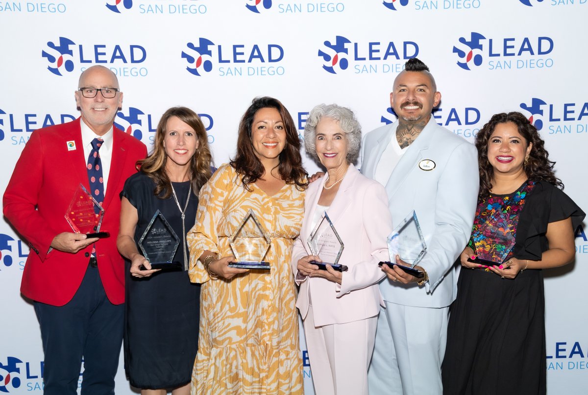 LEADSanDiego's tweet image. Since 2002, the Visionary Awards have delivered unforgettable moments, and we&apos;re more inspired than ever to carry this tradition forward this September. Sponsorship opportunities are still available.

Visit the link below!
sdchamber.org/event/2025va/