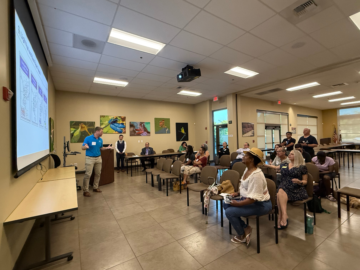 RideSacRT's tweet image. Thank you to everyone who joined us in Citrus Heights for our Transit Idea Exchange Workshop last night! 🚍💬
Your input helps shape the future of transit in our region.
Missed it? More workshops are coming to Elk Grove and South Natomas!
🔗 Learn more at…