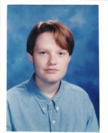 alli_processing's tweet image. Background- I grew up in the gay community, suffered from gender dysphoria, extremely liberal upbringing. It made me the conservative I am today. 
It wasn’t healthy.